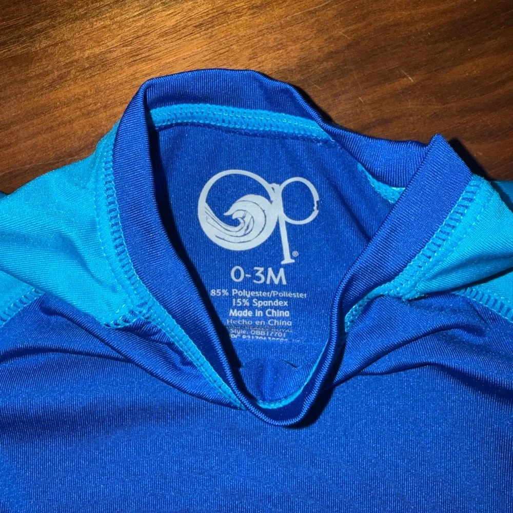 OP Kids Swim Rashguard‎ in Navy and Sky Blue